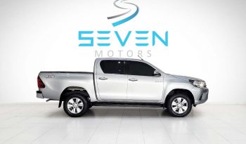 TOYOTA HILUX 2.8 16V SRV 4X4 DIESEL CABINE DUPLA AUTOMÁTICO- 2016/2017 completo