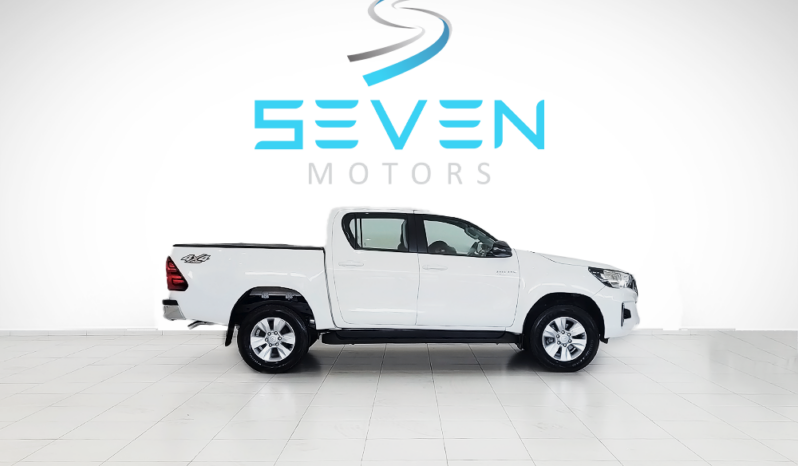 TOYOTA HILUX 2.8 16V 4P SR 4X4 DIESEL CABINE DUPLA AUTOMÁTICO- 2019 completo