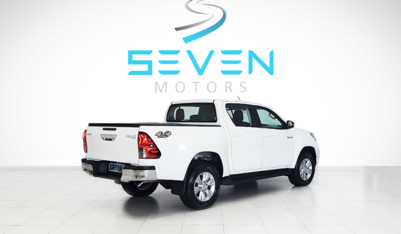 TOYOTA HILUX 2.8 16V 4P SR 4X4 DIESEL CABINE DUPLA AUTOMÁTICO- 2019 completo