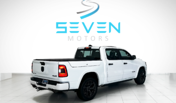 RAM 1500 5.7 V8 LIMITED CABINE DUPLA 4X4 AUTOMÁTICO- 2023 completo