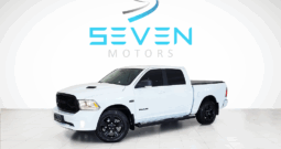 RAM CLASSIC 5.7 V8 32V 4P HEMI LARAMIE AUTOMÁTICO- 2022