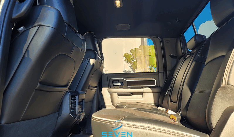 RAM 2500 6.7 I6 24V SLT CABINE DUPLA TURBO DIESEL LARAMIE 4X4 AUTOMÁTICO- 2024 completo