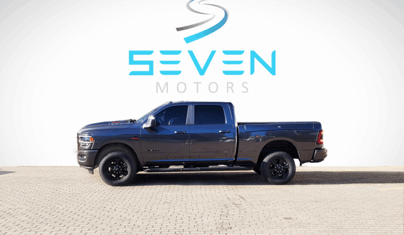 RAM 2500 6.7 I6 24V SLT CABINE DUPLA TURBO DIESEL LARAMIE 4X4 AUTOMÁTICO- 2024 completo