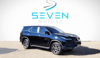 TOYOTA SW4 2.8 4P SRX 4X4 TURBO DIESEL AUTOMÁTICO- 2024/2025 completo