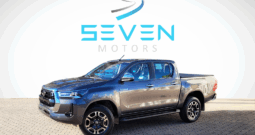 TOYOTA HILUX 2.8 16V 4P SRX DIESEL CABINE DUPLA- 2025