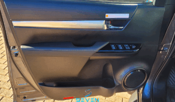 TOYOTA HILUX 2.8 16V 4P SRX DIESEL CABINE DUPLA- 2025 completo