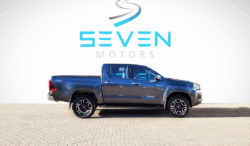 TOYOTA HILUX 2.8 16V 4P SRX DIESEL CABINE DUPLA- 2025 completo