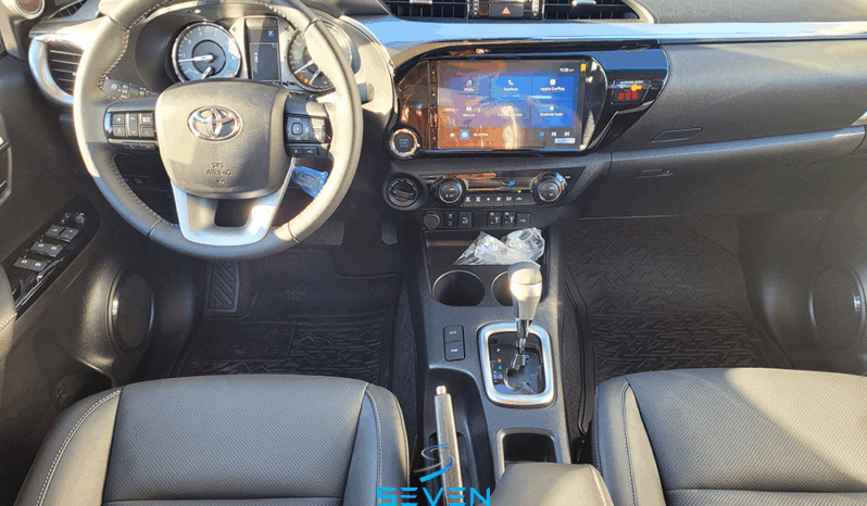 TOYOTA HILUX 2.8 16V 4P SRX DIESEL CABINE DUPLA- 2025 completo