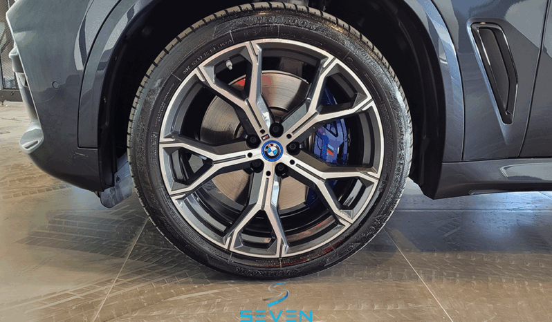 BMW X5 3.0 I6 4P TURBO HÍBRIDO XDRIVE50E M SPORT AUTOMÁTICO- 2022/2023 completo