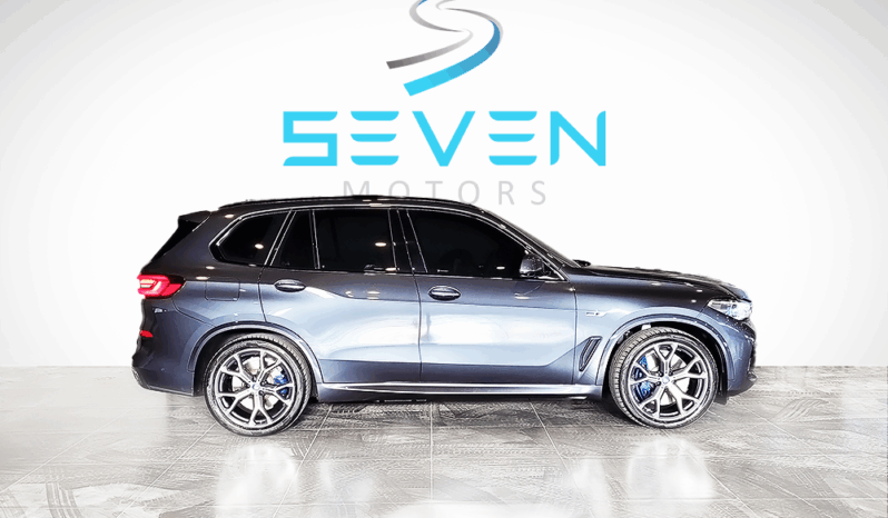 BMW X5 3.0 I6 4P TURBO HÍBRIDO XDRIVE50E M SPORT AUTOMÁTICO- 2022/2023 completo