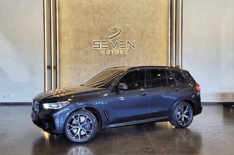 BMW X5 3.0 I6 4P TURBO HÍBRIDO XDRIVE50E M SPORT AUTOMÁTICO- 2023