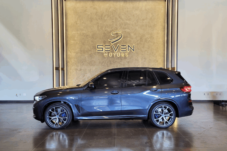 BMW X5 3.0 I6 4P TURBO HÍBRIDO XDRIVE50E M SPORT AUTOMÁTICO- 2023