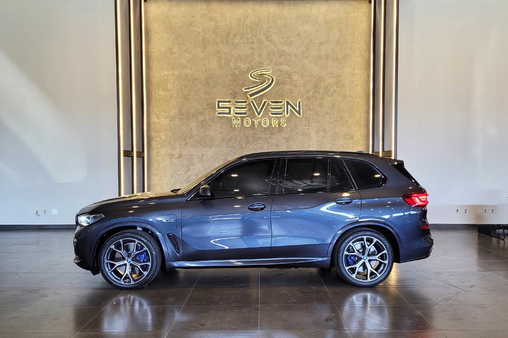 BMW X5 3.0 I6 4P TURBO HÍBRIDO XDRIVE50E M SPORT AUTOMÁTICO- 2023