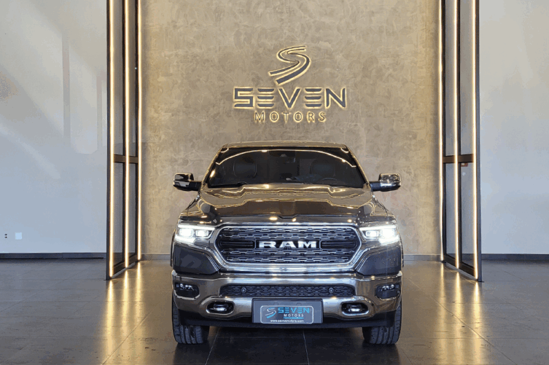 RAM 1500 5.7 V8 LIMITED CABINE DUPLA 4X4 AUTOMÁTICO- 2023