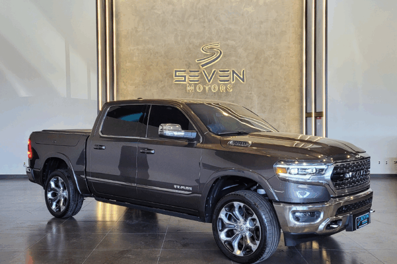 RAM 1500 5.7 V8 LIMITED CABINE DUPLA 4X4 AUTOMÁTICO- 2023