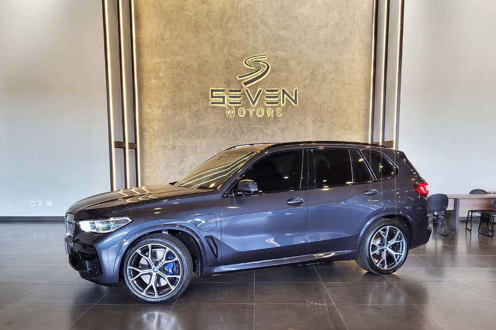 BMW X5 3.0 I6 32V 4P TURBO HÍBRIDO XDRIVE45E M SPORT AUTOMÁTICO- 2021/2022