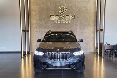 BMW X5 3.0 I6 32V 4P TURBO HÍBRIDO XDRIVE45E M SPORT AUTOMÁTICO- 2021/2022