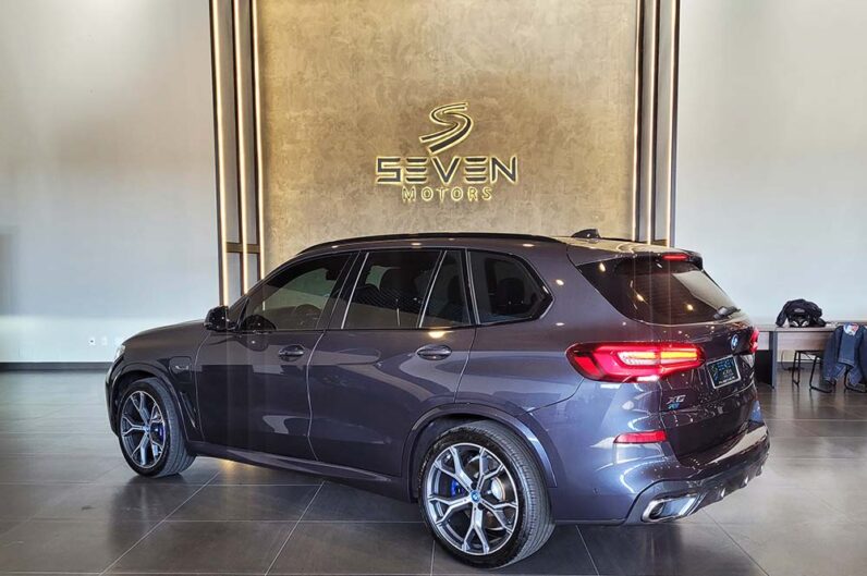 BMW X5 3.0 I6 32V 4P TURBO HÍBRIDO XDRIVE45E M SPORT AUTOMÁTICO- 2021/2022
