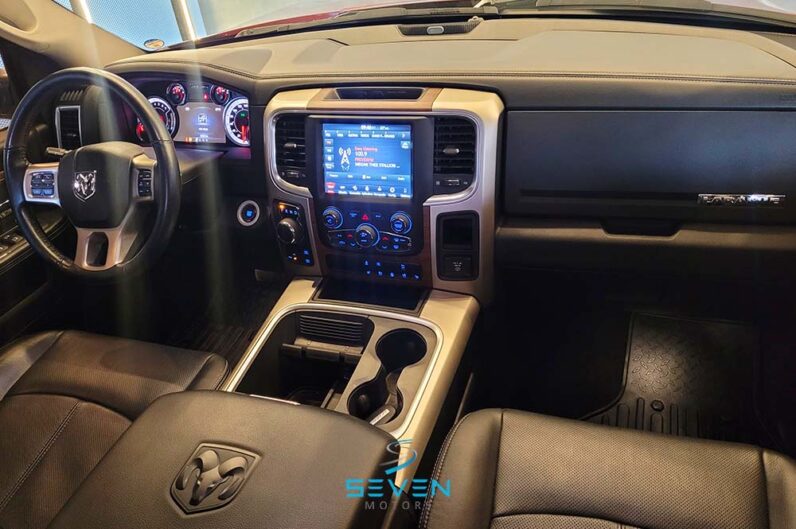 RAM CLASSIC 5.7 V8 32V 4P HEMI LARAMIE AUTOMÁTICO-2022