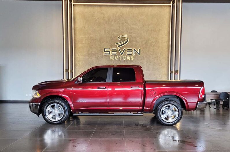 RAM CLASSIC 5.7 V8 32V 4P HEMI LARAMIE AUTOMÁTICO-2022