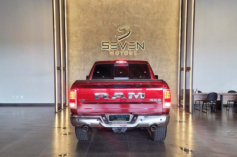 RAM CLASSIC 5.7 V8 32V 4P HEMI LARAMIE AUTOMÁTICO-2022