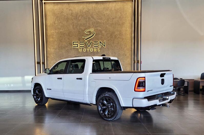 RAM 1500 5.7 V8 LIMITED NIGHT EDITION CABINE DUPLA 4X4 AUTOMÁTICA- 2023