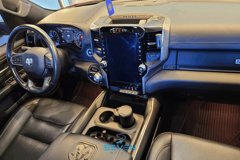 RAM 1500 5.7 V8 Rebel Cabine Dupla 4×4 Automático 2022