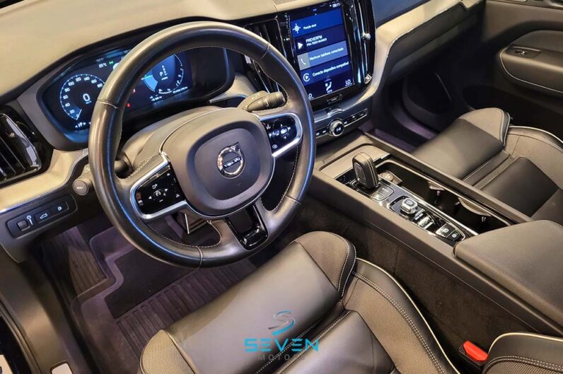 VOLVO XC60 2.0 16v 4p T8 Hybrid R-design Awd Geartronic Automático 2021