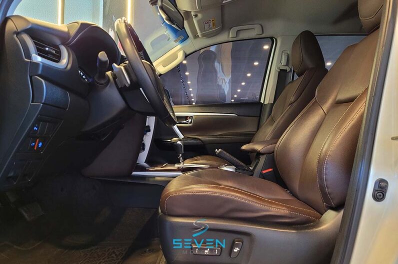 TOYOTA SW4 2.8 4p Srx 4×4 Turbo Diesel Automático 2017