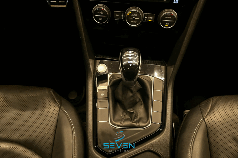 VOLKSWAGEMN TAOS 1.4 16V 4P Flex 250 TSI Confortline Automático 2022