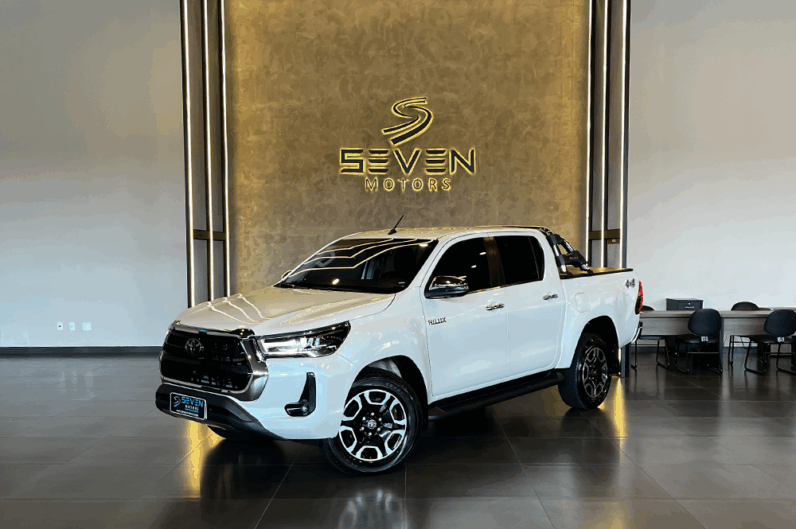 TOYOTA HILUX  2.8 16V SRX 4X4 DIESEL CABINE DUPLA AUTOMÁTICO