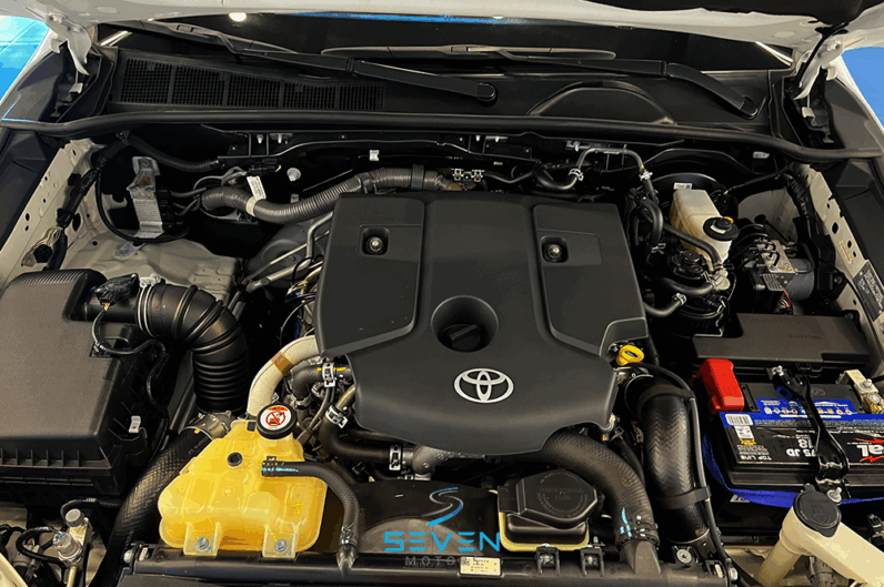 TOYOTA HILUX  2.8 16V SRX 4X4 DIESEL CABINE DUPLA AUTOMÁTICO