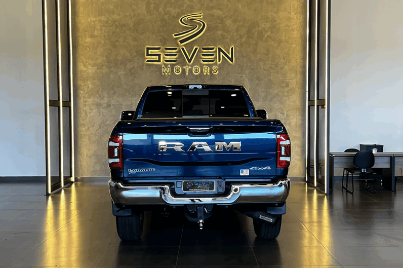 RAM 3500 6.7 I6 Limited Laramie Cabine Dupla Turbo Diesel Automático 2022