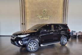 TOYOTA SW4 2.8 16V 4P SRX 4X4 7 Lugares Turbo Diesel Automático 2019