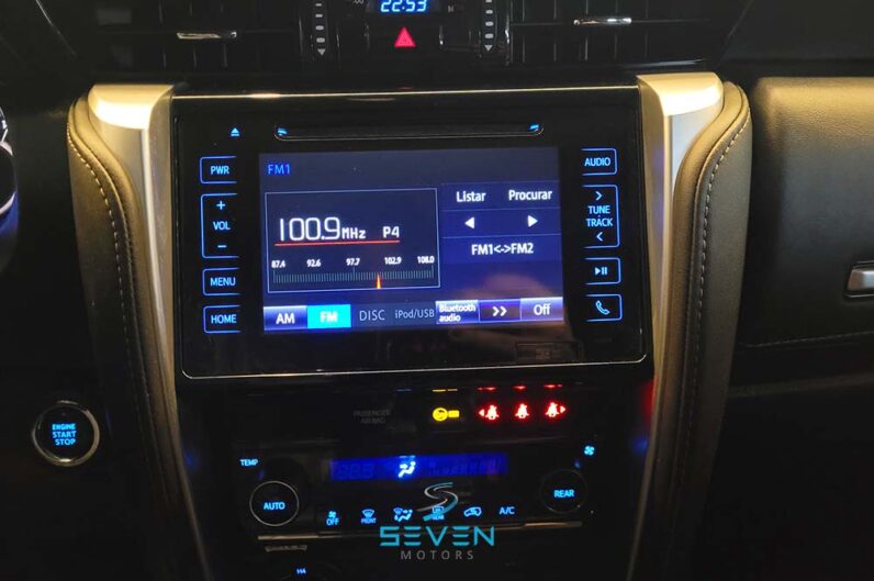 TOYOTA SW4 2.8 16V 4P SRX 4X4 7 Lugares Turbo Diesel Automático 2019