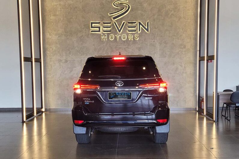 TOYOTA SW4 2.8 16V 4P SRX 4X4 7 Lugares Turbo Diesel Automático 2019