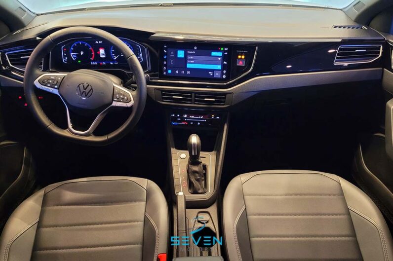 VOLKSWAGEN NIVUS 1.0 4P Flex 200 TSI Highline Turbo Automático 2022