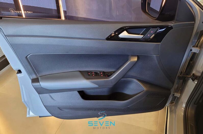 VOLKSWAGEN NIVUS 1.0 4P Flex 200 TSI Highline Turbo Automático 2022