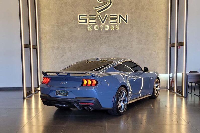 FORD MUSTANG 5.0 V8 32V GT Coupé Automático 2024