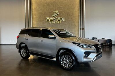 TOYOTA SW4 2.8 16V 4P SRX 4X4 7 Lugares Turbo Diesel Automático 2022