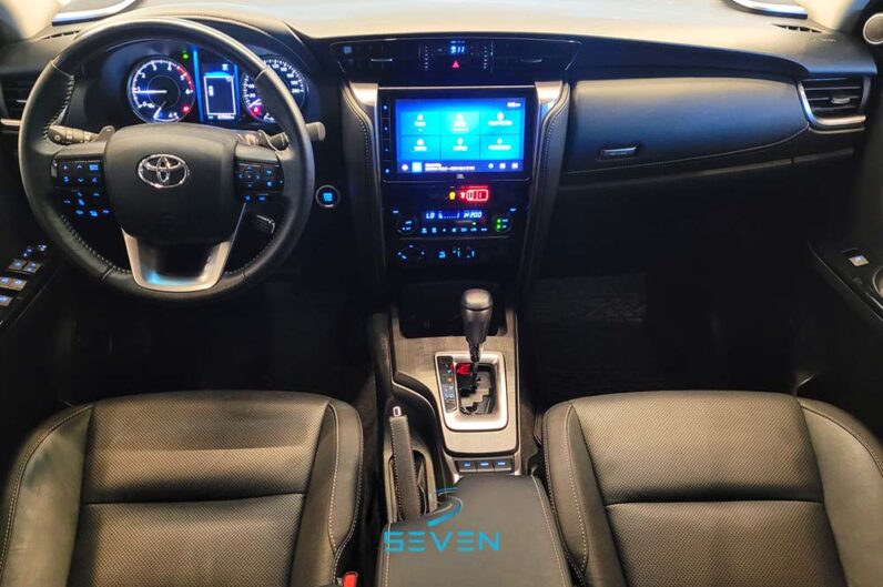 TOYOTA HILUX 2.8 16V SRX 4X4 Turbo Diesel Cabine Dupla Automático 2024