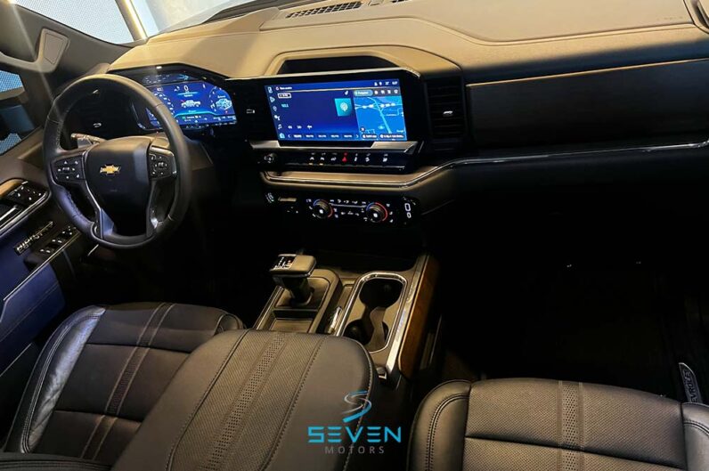 CHEVROLET SILVERADO 5.3 V8 1500 High Country Cabine Dupla 4X4 Automático 2024