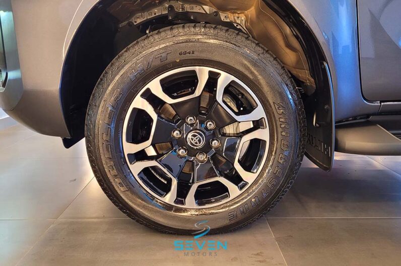 TOYOTA HILUX 2.8 16V SRV 4X4 Diesel Cabine Dupla Automático 2025