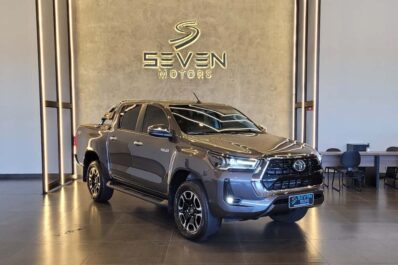 TOYOTA HILUX 2.8 16V SRV 4X4 Diesel Cabine Dupla Automático 2025