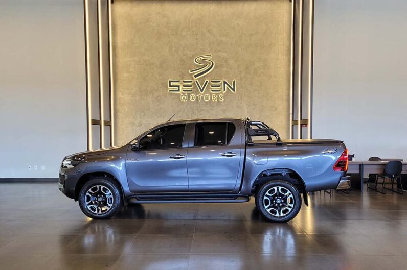 TOYOTA HILUX 2.8 16V SRV 4X4 Diesel Cabine Dupla Automático 2025