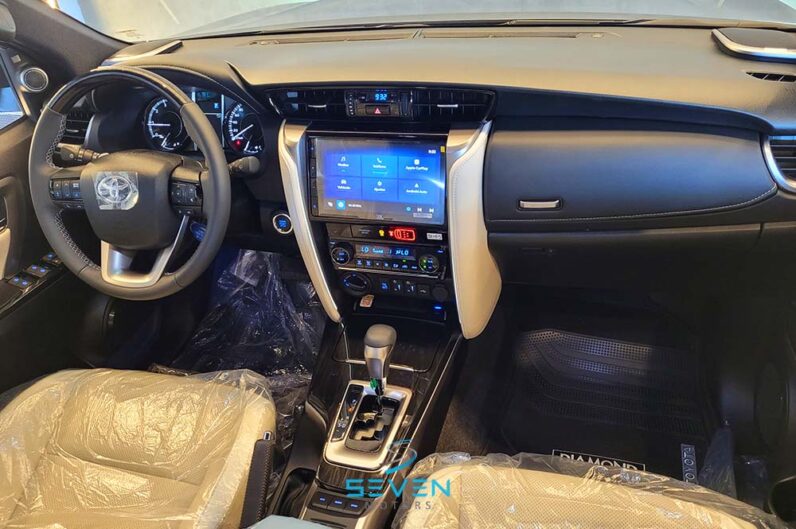 TOYOTA SW4 2.8 4P SRX 4X4 Diamond 7 Lugares Turbo Diesel Automático 2026