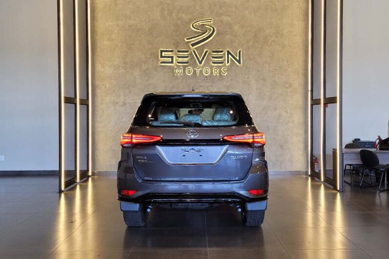 TOYOTA SW4 2.8 4P SRX 4X4 Diamond 7 Lugares Turbo Diesel Automático 2026