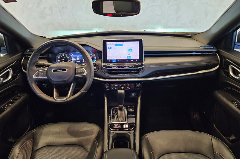 JEEP COMPASS 1.3 T270 TURBO FLEX LONGITUDE AT6