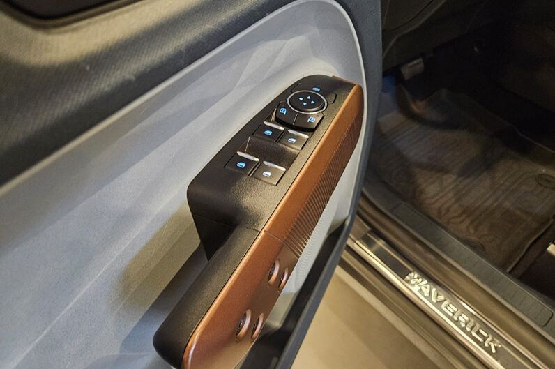 FORD MAVERICK 2.0 ECOBOOST GASOLINA LARIAT FX4 AUTOMÁTICO