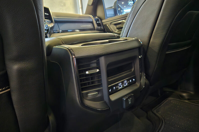 RAM 1500 5.7 V8 GASOLINA LIMITED CD 4X4 AUTOMÁTICO